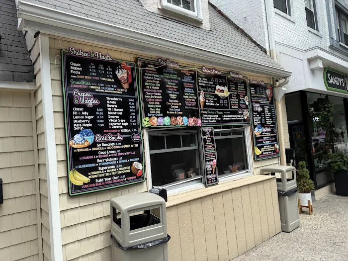 Village Creamery & Sweet Shop Picture 7