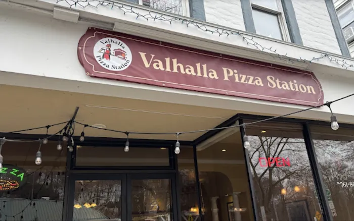 Valhalla Pizza Station Picture 9