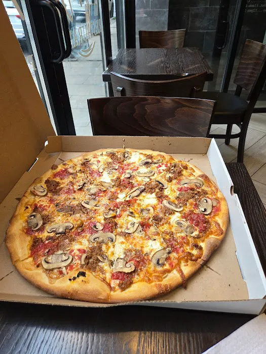 Mr. Nick's Restaurant Picture 5
