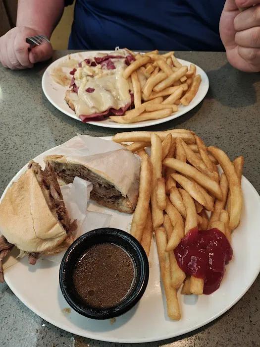 Townhouse Diner Picture 7