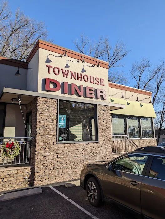 Townhouse Diner Picture 10