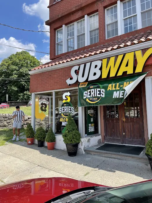 Subway Picture 5