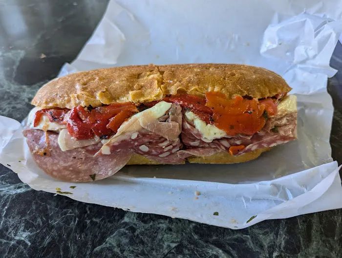 Giovanni's Italian Deli Picture 2