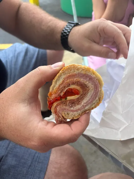 Giovanni's Italian Deli Picture 9