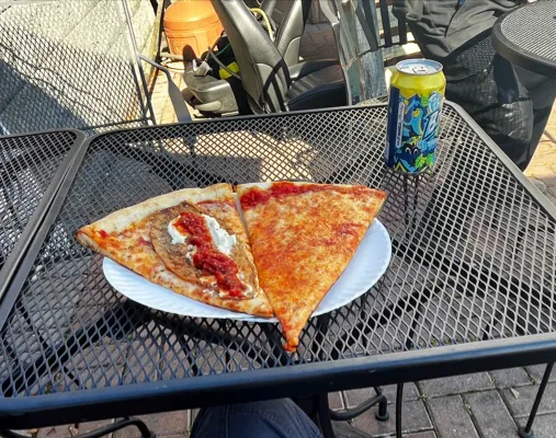 Sal's Pizza & Pasta Picture 7