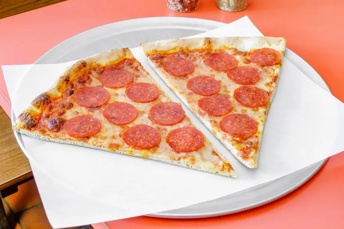 Dino's Pizzeria Picture 3