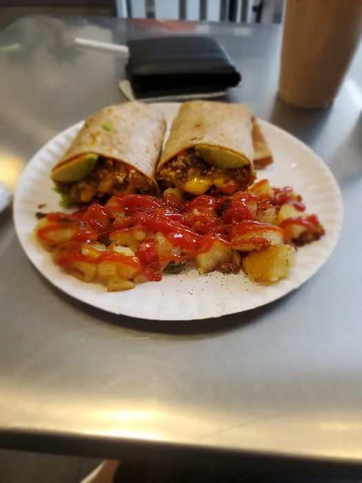 Chris' Deli Picture 1