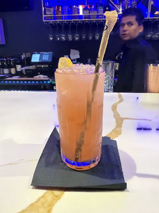 F.Diamond restaurant & lounge Picture 4