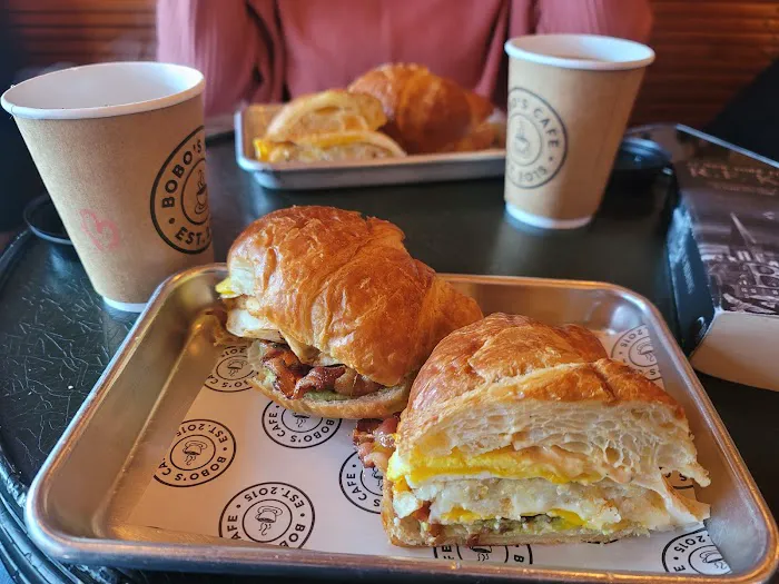 Bobo's Cafe Picture 10