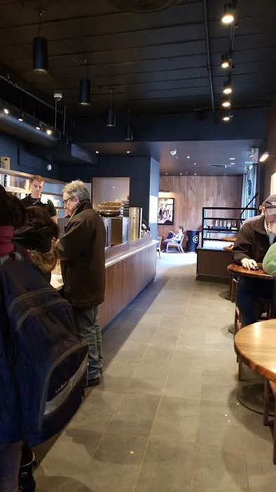 Starbucks Picture 6