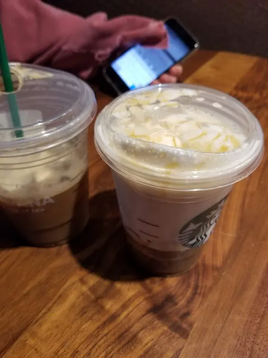 Starbucks Picture 9