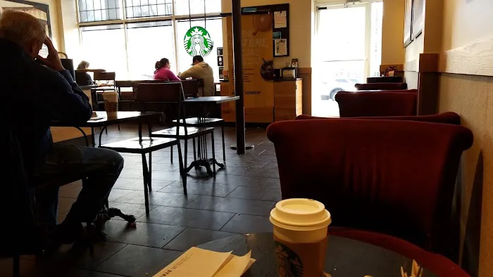 Starbucks Picture 2