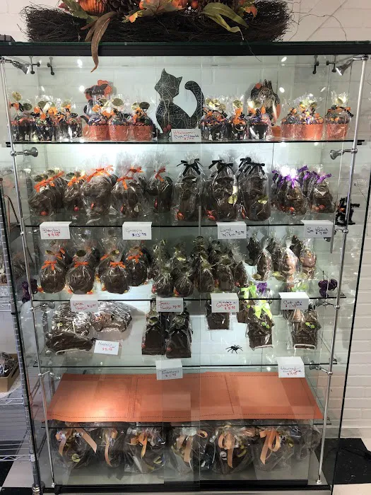 Chocolate Chalet Picture 1
