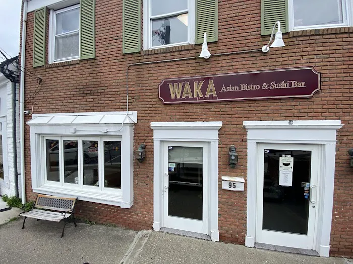 Waka Asian Bistro Picture 9