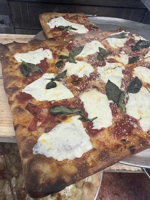 Tutto Italia | Pizza Caffe' E Dolci Picture 10