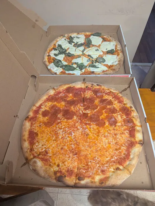 Tutto Italia | Pizza Caffe' E Dolci Picture 6