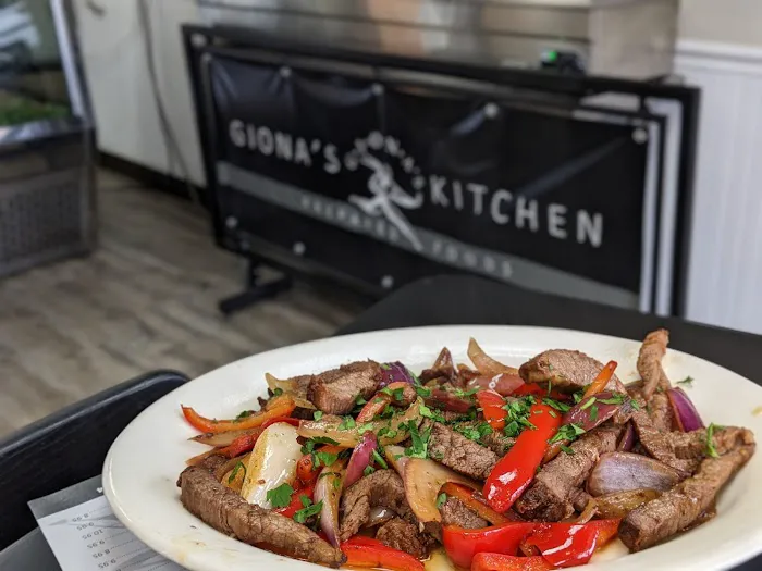 Giona's Kitchen Picture 1