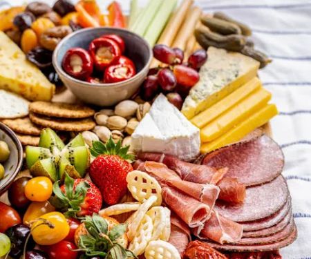 Platter Station