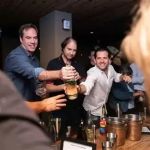How Bar and Grill Spots Are Integrating Interactive Dining Experiences for Groups