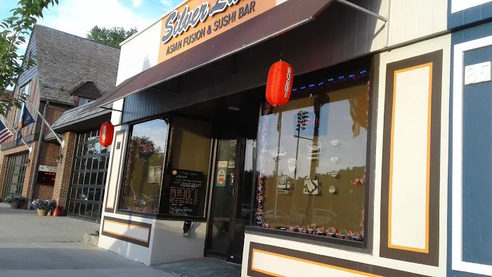 Silver lake MuraYama Sushi Picture 3