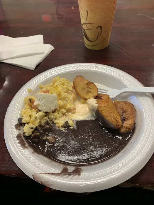 Delcid Bakery Picture 4