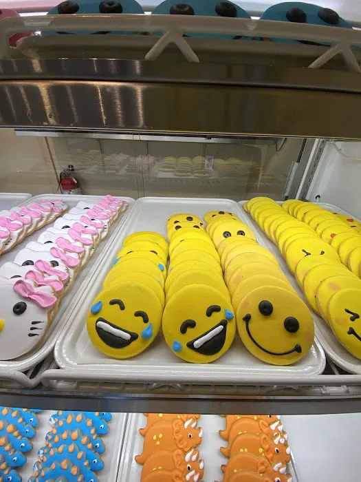 Cerbone's Bakery Picture 2