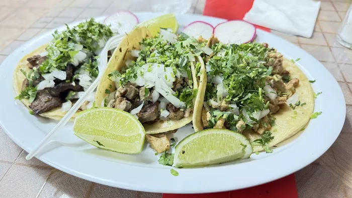 El Mariachi Mexican Deli Picture 6