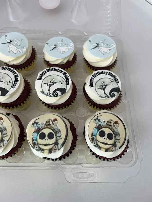 Steph's Sweet Creations Dessert Boutique Picture 3