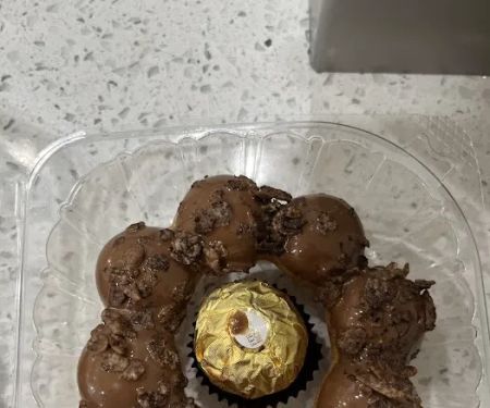 Mama Mia Dessert Bar
