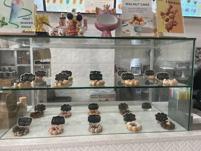 Mama Mia Dessert Bar Picture 10