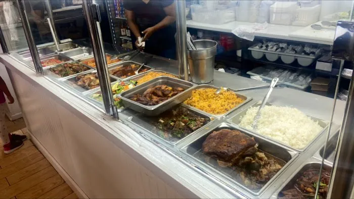 Benito Restaurant / Hollywood Chicken International Picture 1