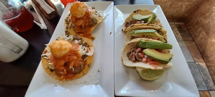 Delicia Restaurant Picture 2