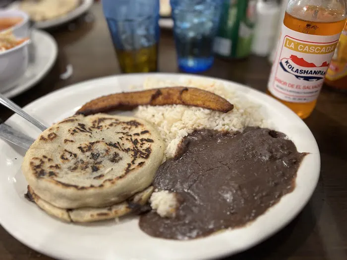 Rinconcito Salvadoreño Picture 7