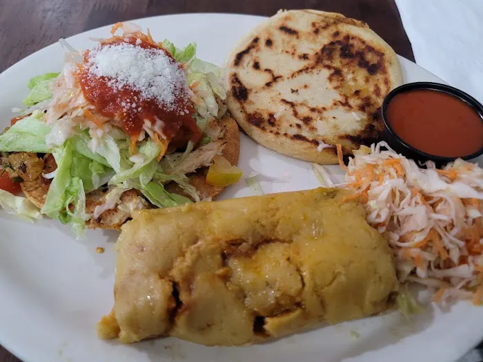Rinconcito Salvadoreño Picture 3