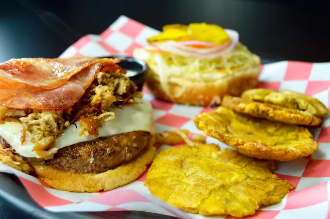 Picardia Burgers Picture 2