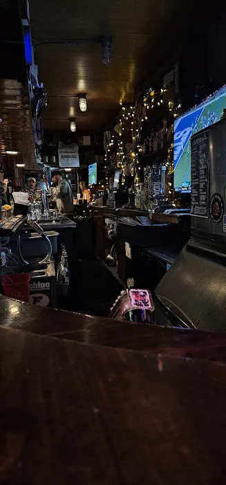 Sam's Bar and Grill Picture 6