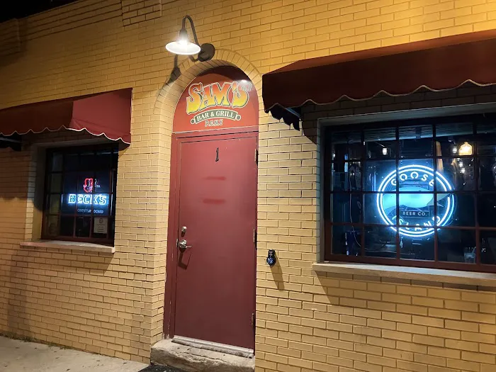 Sam's Bar and Grill Picture 9