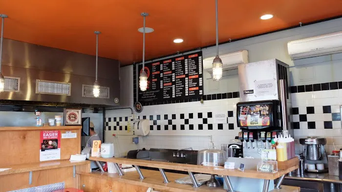 Burgers, Shakes & Fries Picture 5
