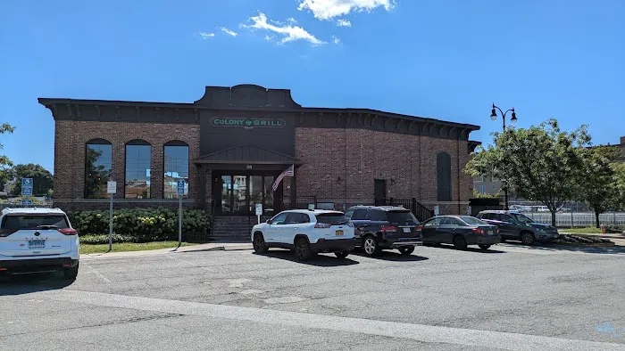 Colony Grill Picture 2