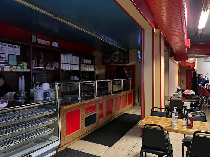 Lares Deli Picture 3