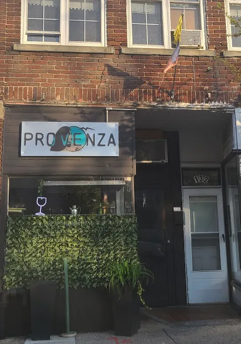 Provenza Bar & Restaurant Picture 5