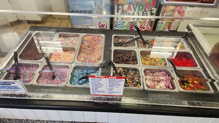Gofer Ice Cream Darien Picture 4