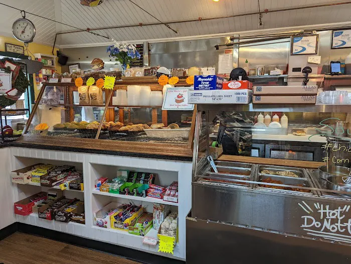 Uncle's Deli Picture 5