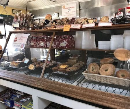 Uncle's Deli