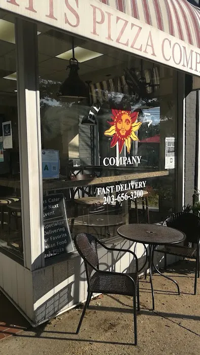 Heights Pizza Company Picture 2