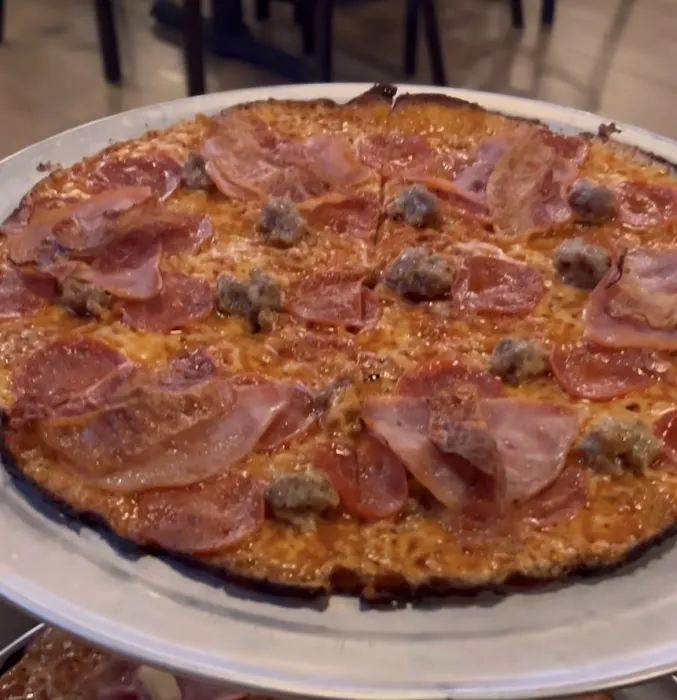 Riko's Pizza Picture 9