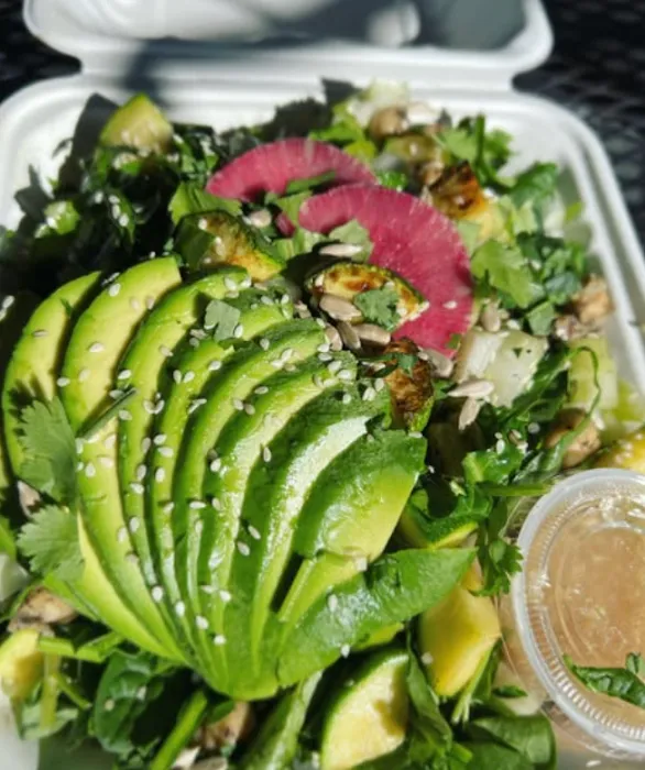Greens On The Go Picture 1