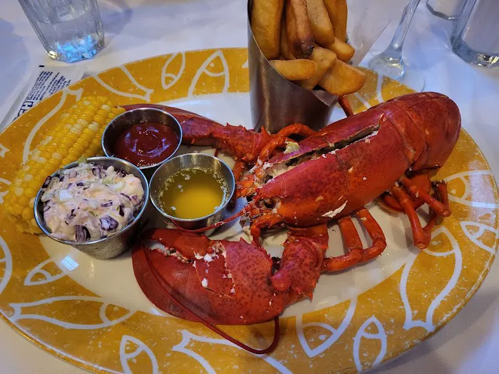 Ayhan's Lobster and Fish House Picture 4
