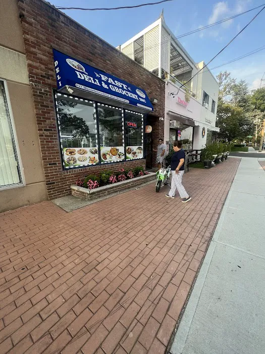 Fast Deli & Grocery inc. Picture 4