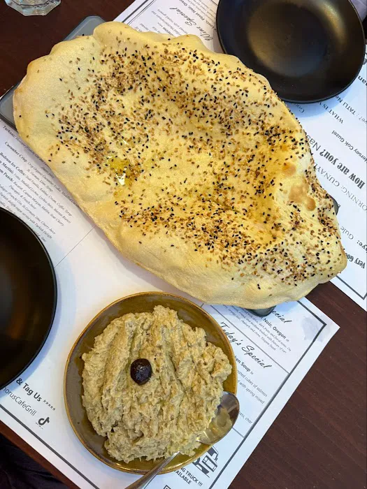 Bosphorus Cafe Grill Picture 3